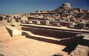 mohenjodaro-dig.jpg